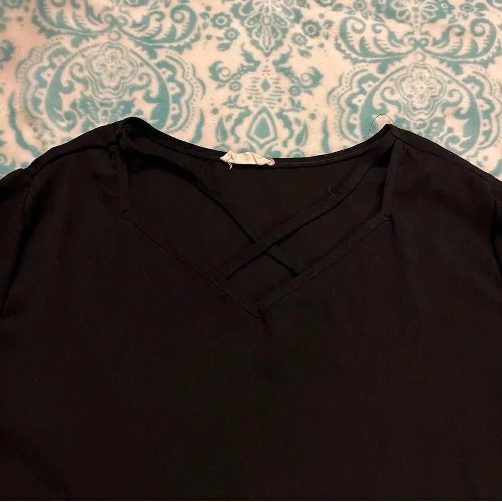 MUST GO!! Lida Collection Black V Neck Cross Blouse - Picture 2 of 4